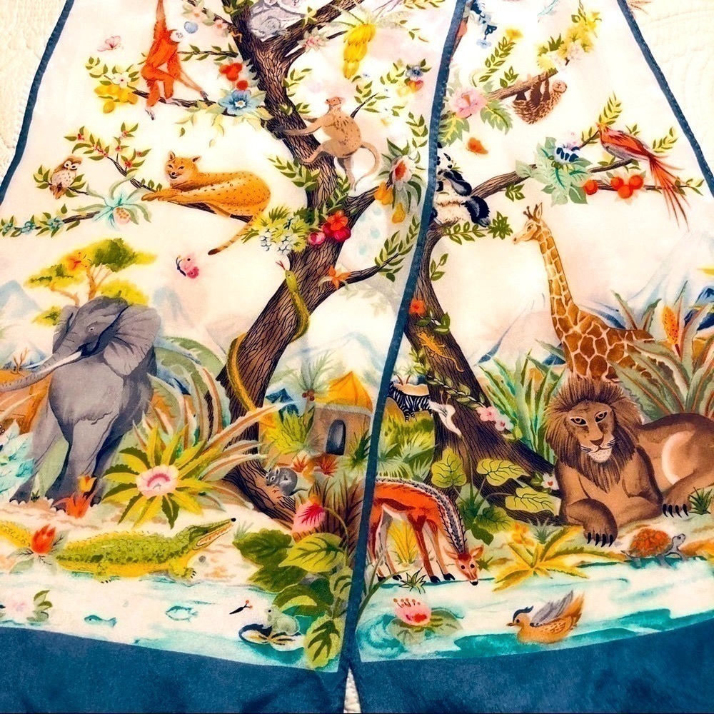 VINTAGE Royal Silk Jungle Animal Print Scarf